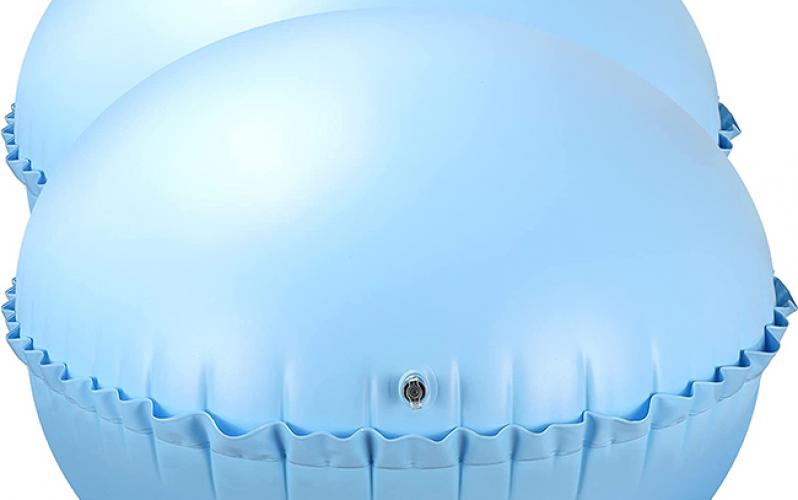 Above Ground Pool with Ice Equalizer Air Pillow Winter Pool Cushion Above Ground Pool with Ice Equalizer Air Pillow Winter Pool Cushion