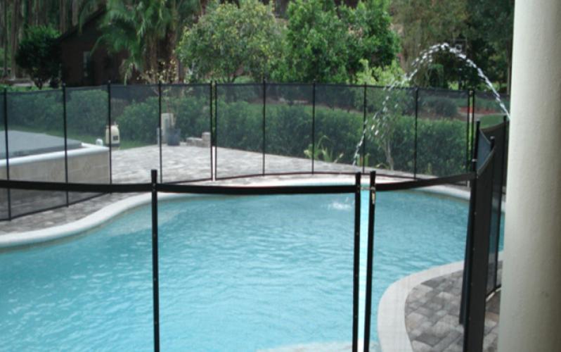 High Quality Retractable Swimming Pool Mesh Fence High Quality Retractable Swimming Pool Mesh Fence