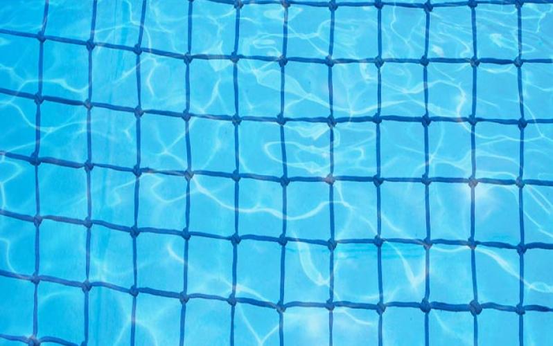 Polyethylene Inground Pool Safety Net to Provide Safety